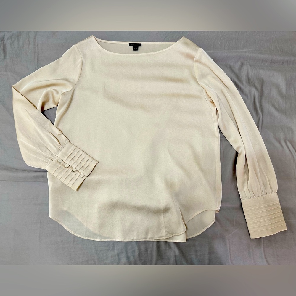 Ann Taylor light cream top